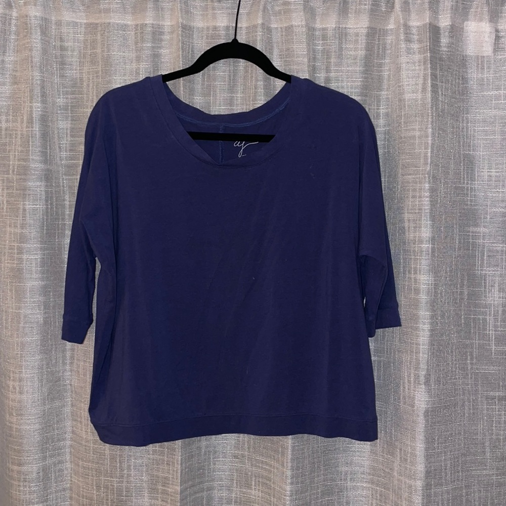 3/4 length shirt